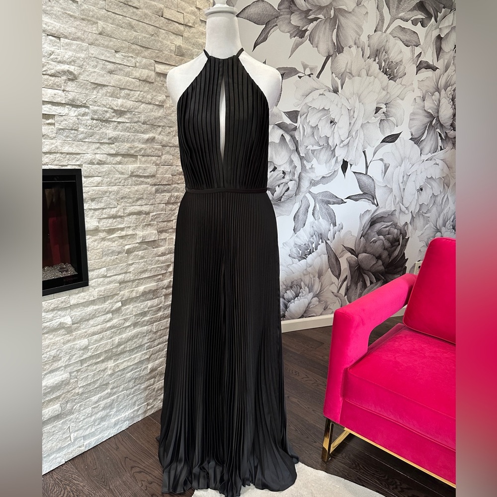 NWT MAC DUGGAL 27457 BLACK SATIN JUMPSUIT Sizes 6 & 8 with POCKETS - Picture 2 of 12